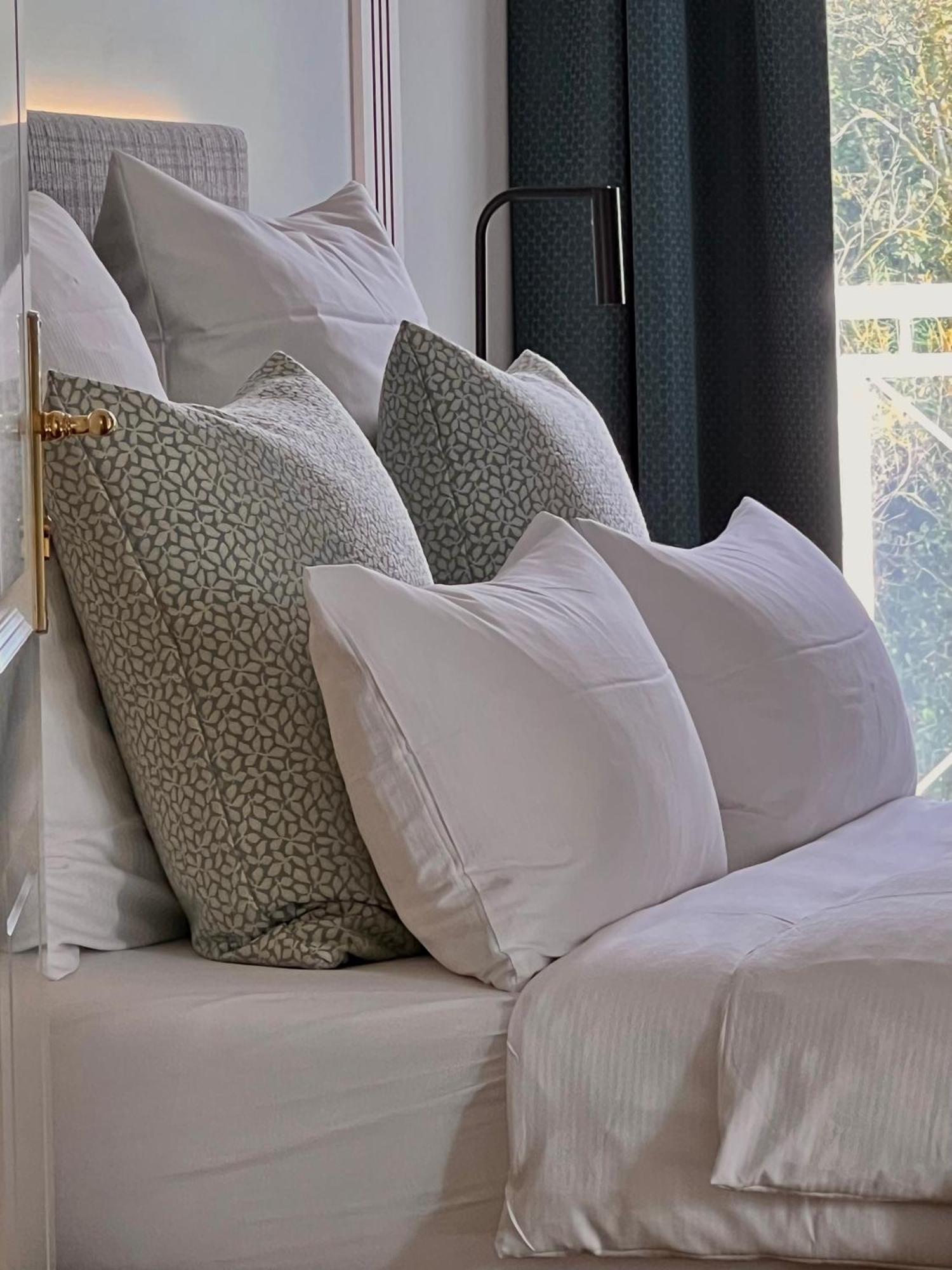 Landhaus Luetjenhof Hotel โกรสเซนโบรเดอ ภายนอก รูปภาพ